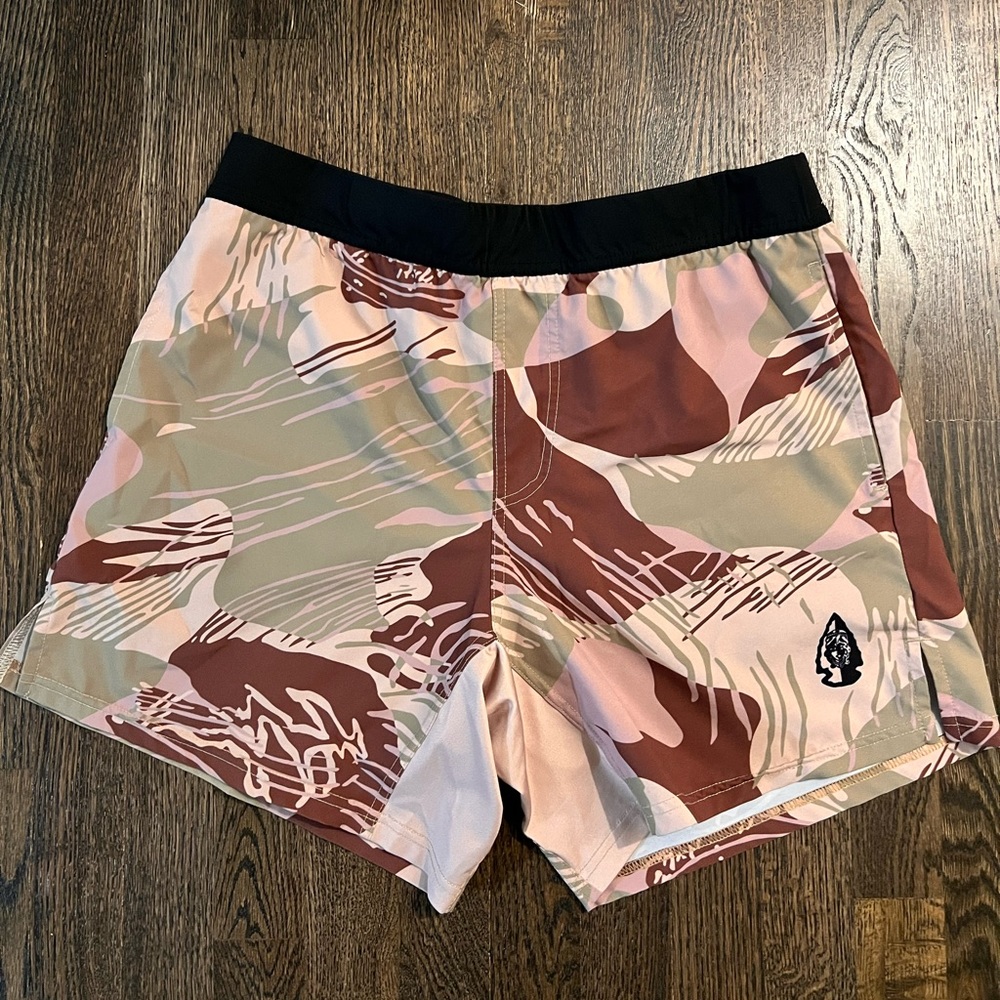 TACHUNTFISH Camo training Shorts 6”